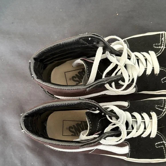 Vans Women's Black and White High-Top Sneakers - Picture 7 of 8